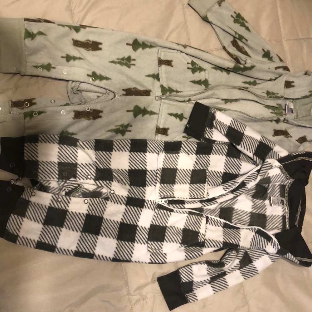Fleece baby onesies